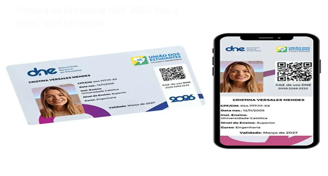 Estudante utilizando a carteirinha DNE 2026 oficial no celular para validar meia-entrada